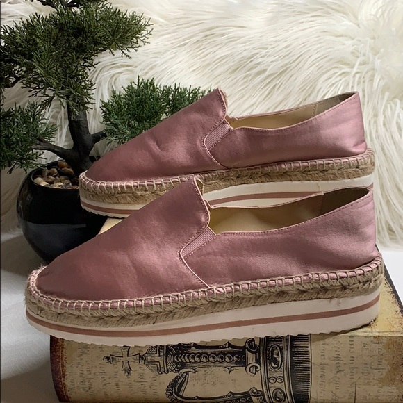 “Zara” - Picture 5 of 6